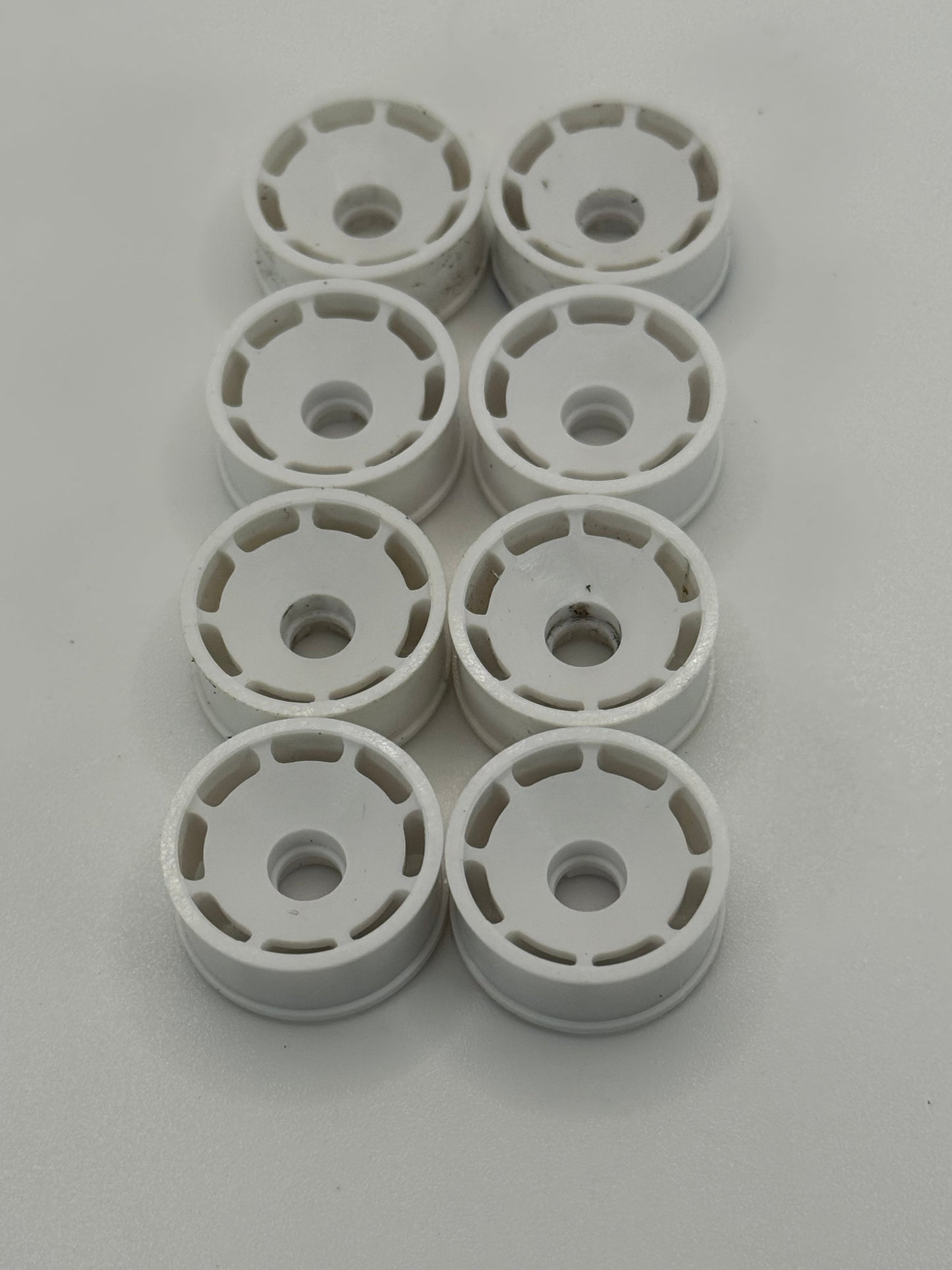 Reflex wheel lot - 8.5mm white +1 offset (4 pairs)